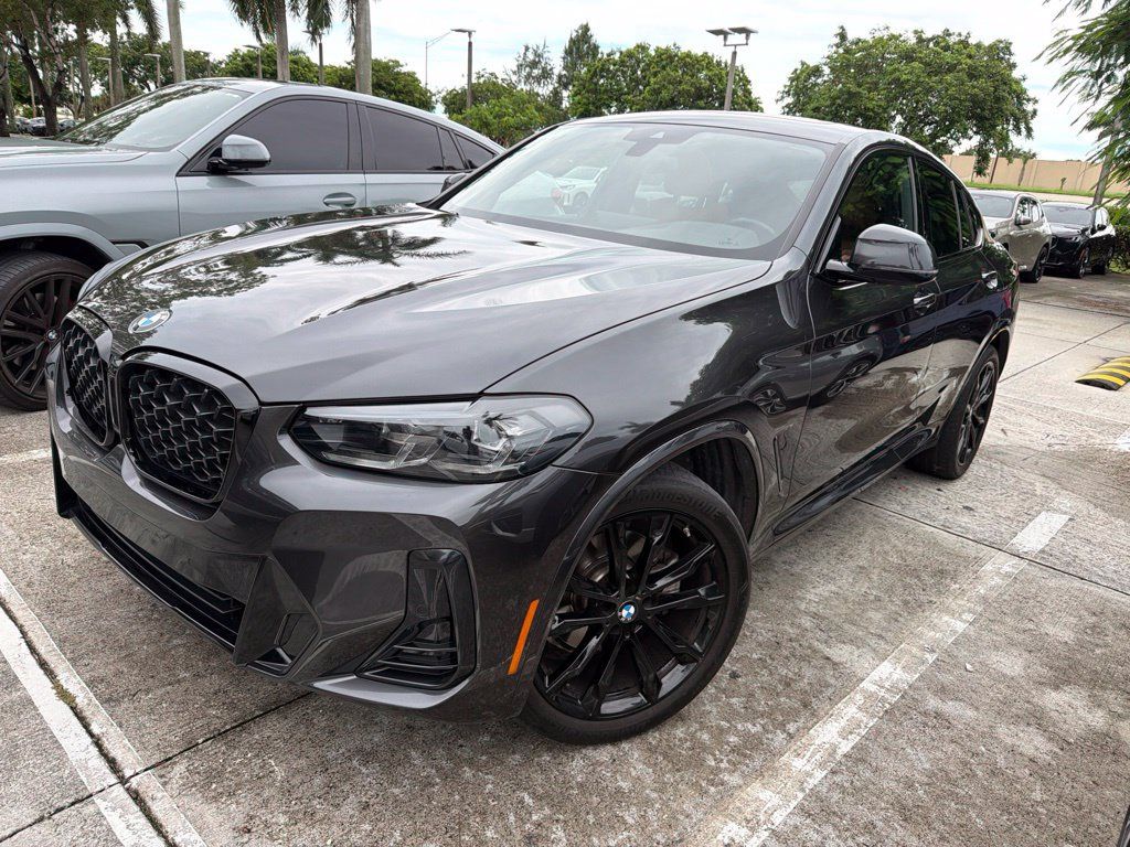 Certified 2024 BMW X4 xDrive30i w/ M Sport Package AWD/4WD image 1