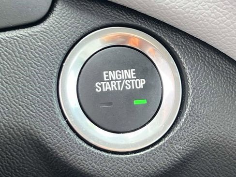 Certified 2024 Chevrolet Equinox LS image 24