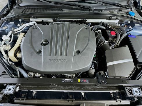 Used 2024 Volvo S60 B5 Core image 33