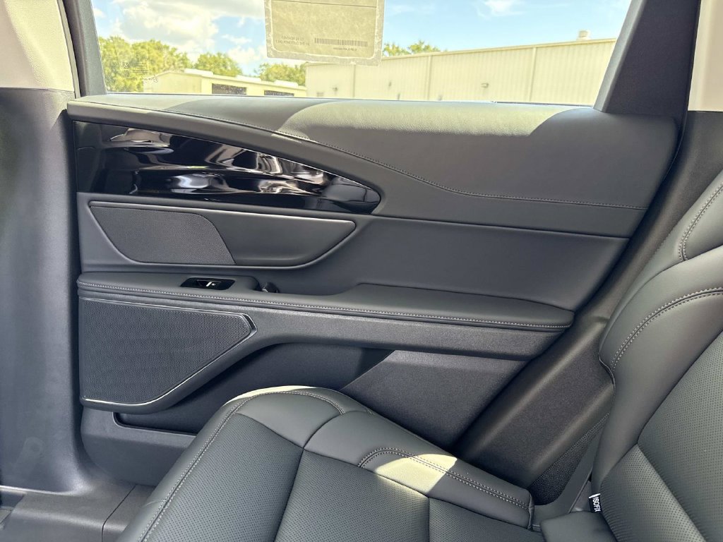 New 2026 Lincoln Nautilus Premier AWD/4WD image 15