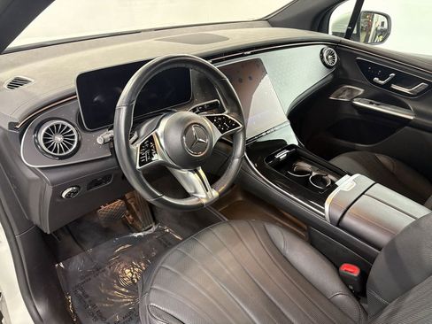 Used 2023 Mercedes-Benz EQE 350+ 4MATIC SUV w/ AMG Line Exterior Package image 9