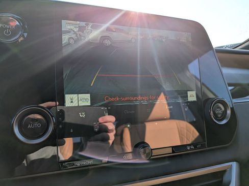 Used 2025 Lexus RX 350h image 18