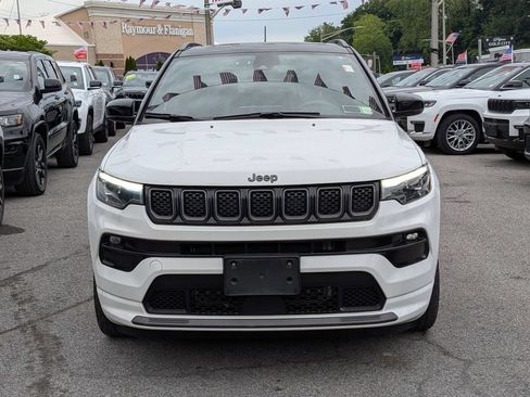Used 2023 Jeep Compass High Altitude AWD/4WD image 3
