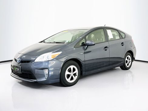 Used 2013 Toyota Prius Three FWD image 3