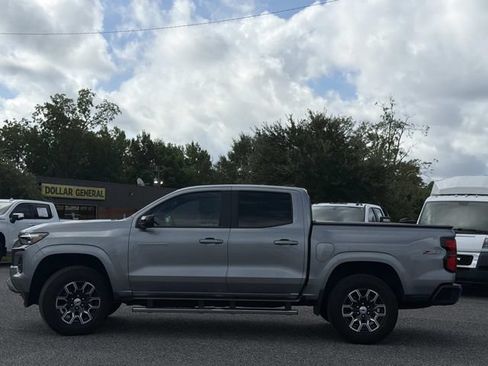 Used 2024 Chevrolet Colorado Z71 w/ Z71 Convenience Package 2 AWD/4WD image 12