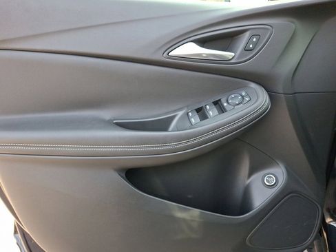 Certified 2020 Buick Encore GX Select w/ Experience Buick Package image 10