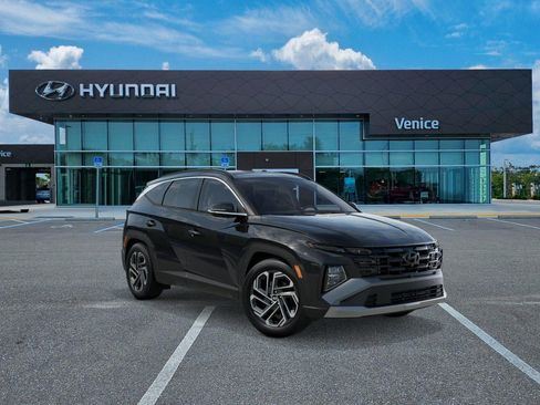 New 2026 Hyundai Tucson Limited AWD/4WD image 2