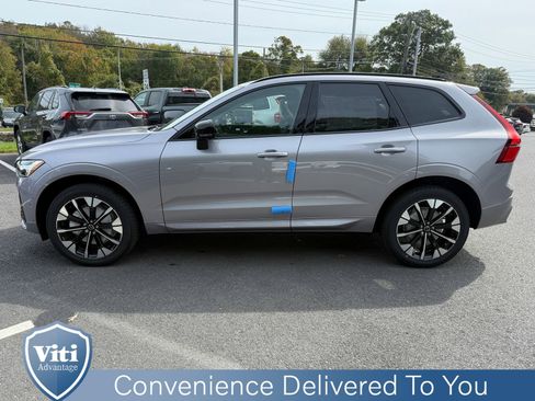 New 2026 Volvo XC60 B5 Plus w/ Protection Package Premier image 5