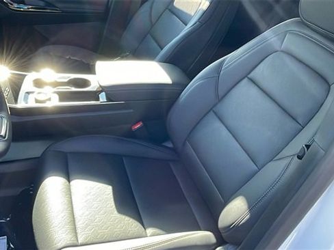 New 2026 Chevrolet Equinox LT image 11