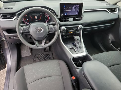 Used 2024 Toyota RAV4 XLE FWD image 14