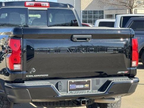 Used 2024 Chevrolet Colorado ZR2 image 8