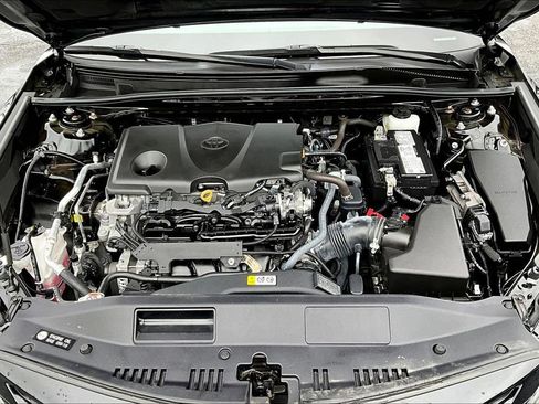 Used 2023 Toyota Camry SE FWD image 29