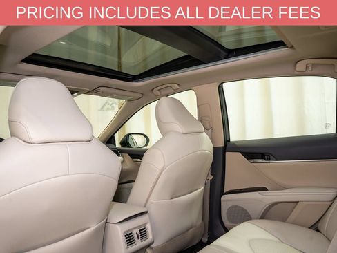 Certified 2021 Toyota Camry XLE FWD image 7
