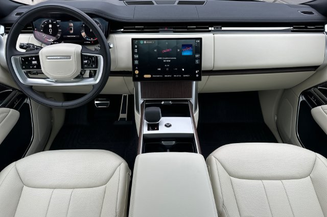 New 2026 Land Rover Range Rover SE AWD/4WD image 12