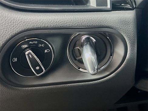 New 2026 Porsche Macan image 11