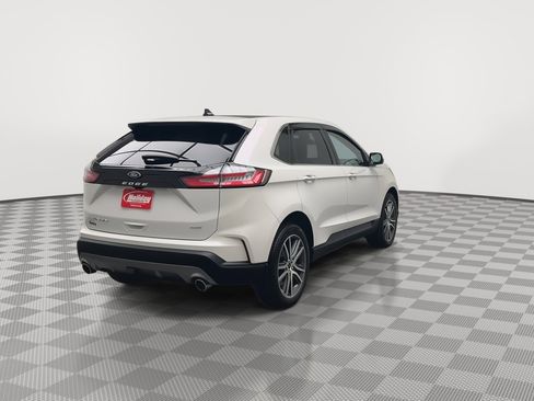 Certified 2023 Ford Edge Titanium w/ Class II Trailer Tow Package image 40