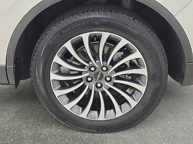 Certified 2023 Lincoln Aviator Reserve w/ Elements Package Plus AWD/4WD image 28
