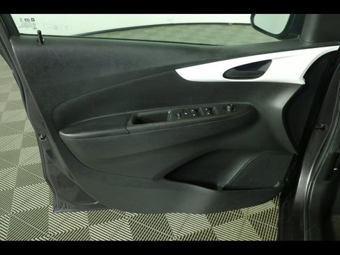Used 2016 Chevrolet Spark LT image 11