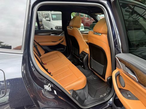Used 2018 BMW X3 M40i image 24