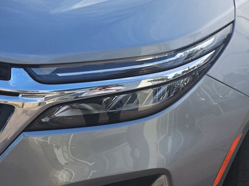 Used 2023 Chevrolet Equinox LT image 33