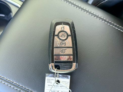 Used 2023 Lincoln Corsair AWD w/ Equipment Group 101A image 35