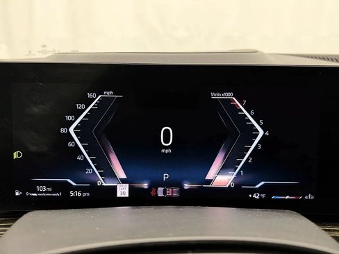 Used 2023 BMW X7 xDrive40i w/ Premium Package AWD/4WD image 14