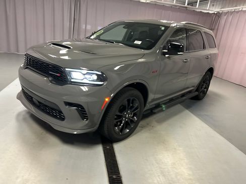 Used 2025 Dodge Durango GT AWD/4WD image 3