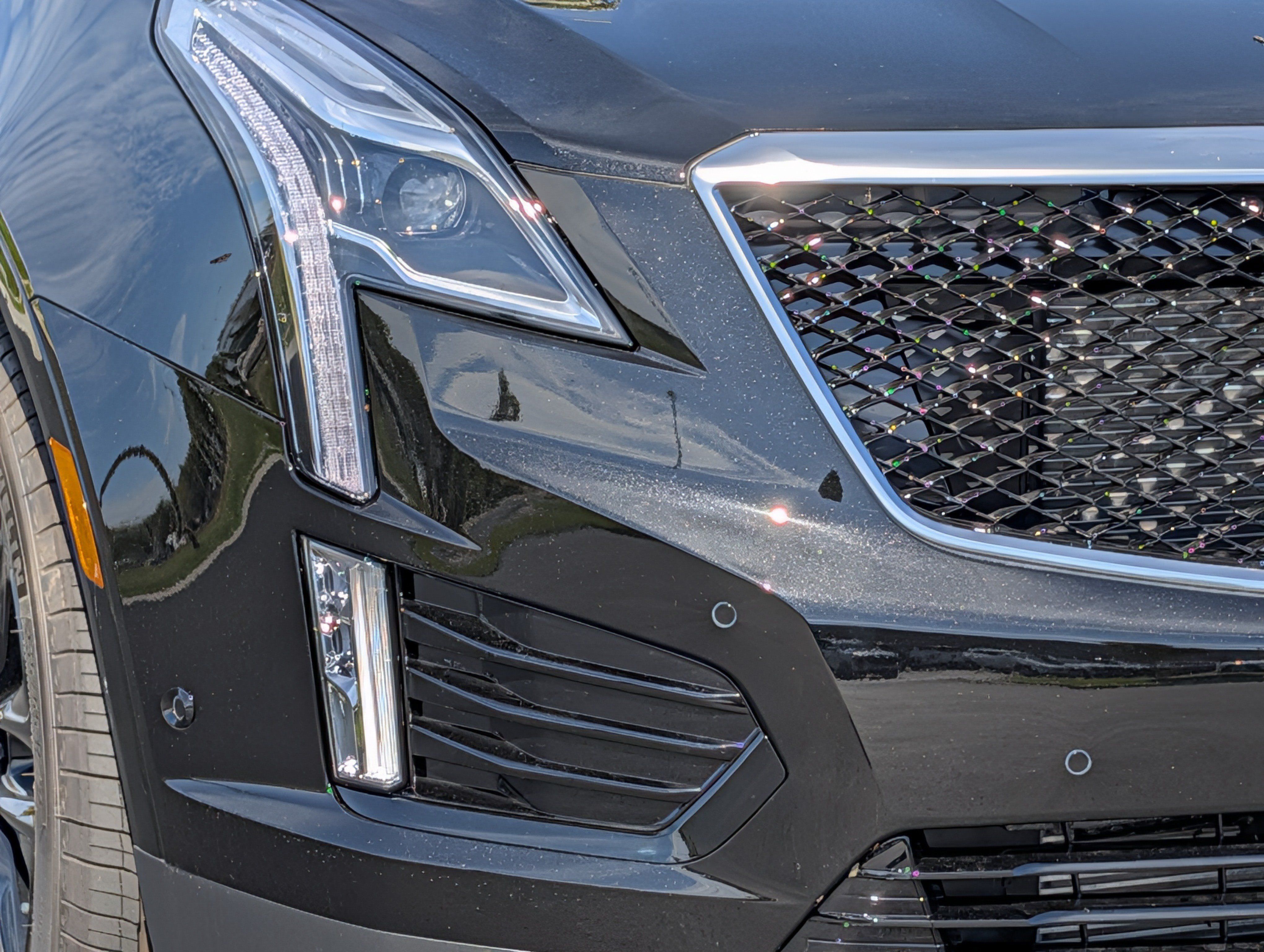 New 2026 Cadillac XT5 Sportv w/ LPO, Onyx Lite Package AWD/4WD image 7