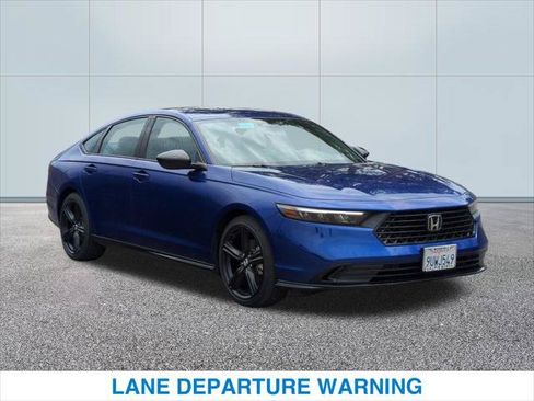 Certified 2025 Honda Accord Sport image 4