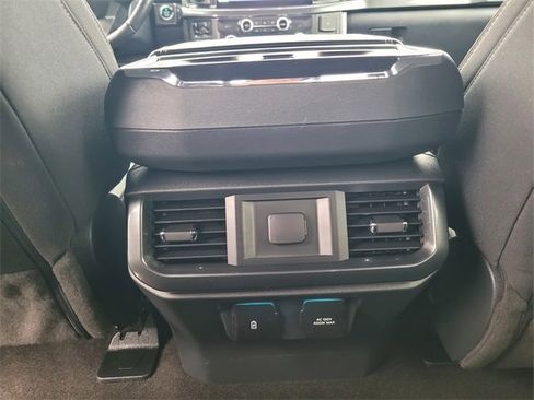 Certified 2022 Ford F150 XLT w/ Equipment Group 302A High image 17