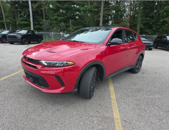 Used 2024 Dodge Hornet R/T Plus w/ R/T Blacktop Package AWD/4WD image 3