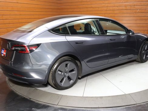 Used 2023 Tesla Model 3 Standard Range image 16