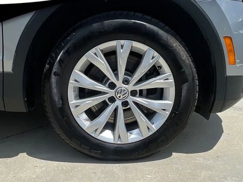 Used 2019 Volkswagen Tiguan S w/ Driver Assistance Package FWD image 9