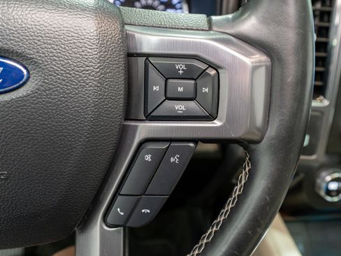 Used 2020 Ford Expedition Platinum image 30