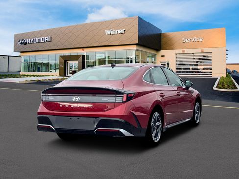 New 2026 Hyundai Sonata SEL FWD image 7