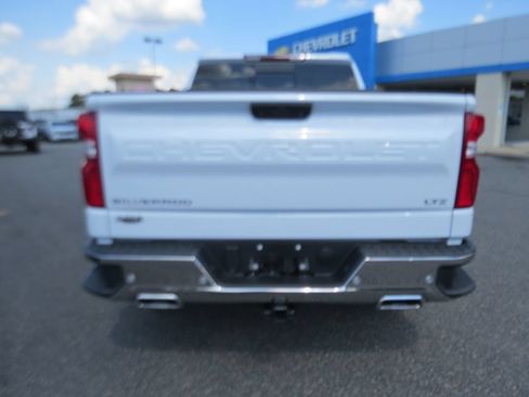 Certified 2026 Chevrolet Silverado 1500 LTZ w/ Z71 Off-Road Package AWD/4WD image 9