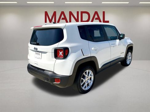 Used 2023 Jeep Renegade Latitude AWD/4WD image 6