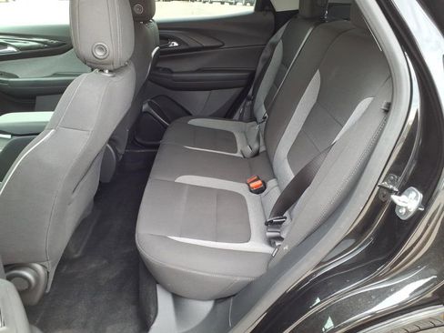 Used 2025 Chevrolet TrailBlazer LT image 23