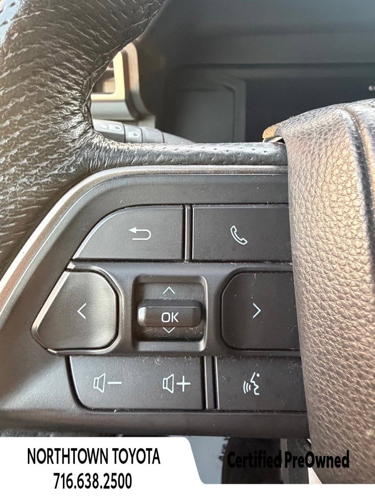Used 2024 Toyota Tacoma SR5 AWD/4WD image 20
