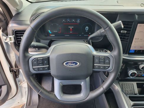 Used 2026 Ford F250 Lariat AWD/4WD image 21