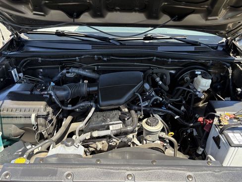 Used 2015 Toyota Tacoma 4x4 Access Cab image 22