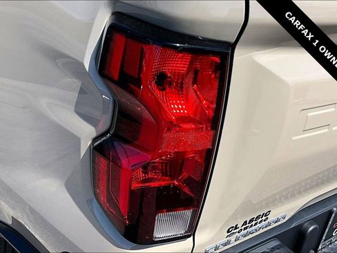 Used 2024 Chevrolet Colorado W/T image 22