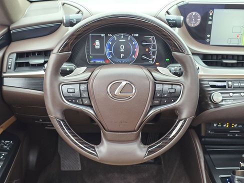 Certified 2021 Lexus ES 350 w/ Premium Package image 24