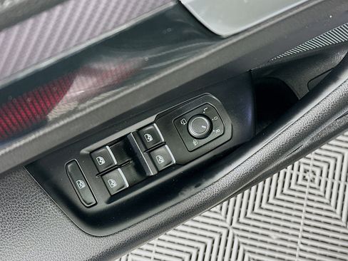 Used 2023 Volkswagen Arteon SEL Premium image 15