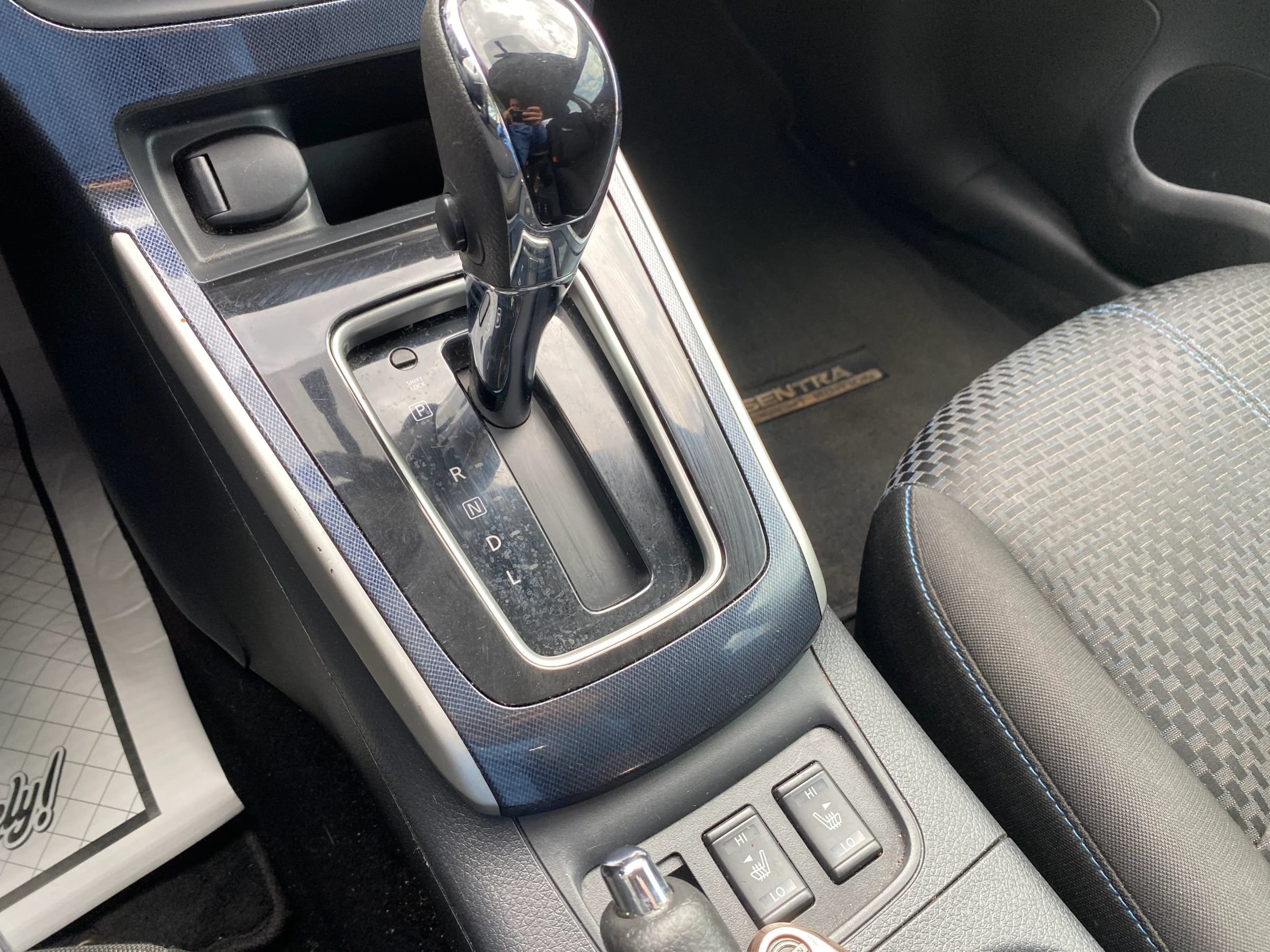 Used 2018 Nissan Sentra SR w/ SR Midnight Edition Package FWD image 21