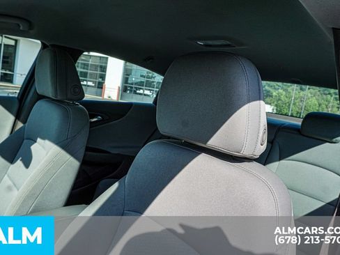 Used 2024 Chevrolet Malibu LT FWD image 18