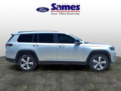 Used 2021 Jeep Grand Cherokee L Limited w/ Luxury Tech Group II AWD/4WD image 2