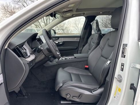 New 2026 Volvo XC90 B6 Ultra w/ Protection Package image 14
