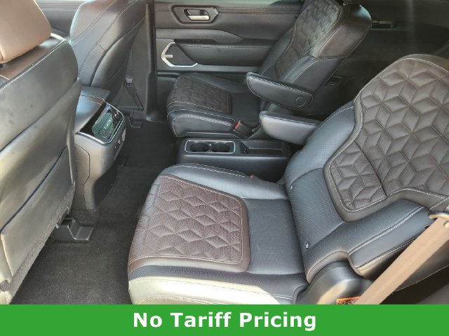 Certified 2025 Nissan Armada Platinum Reserve RWD image 26