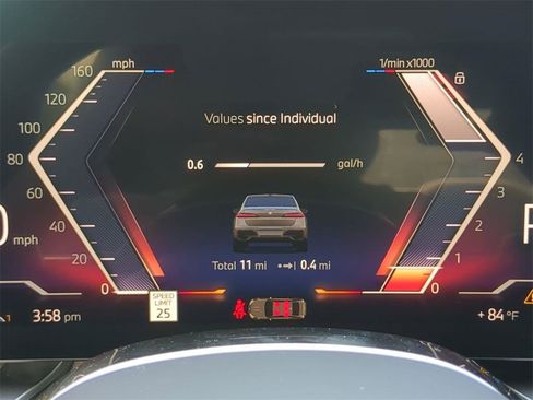 New 2026 BMW 760i xDrive w/ Premium Package image 28